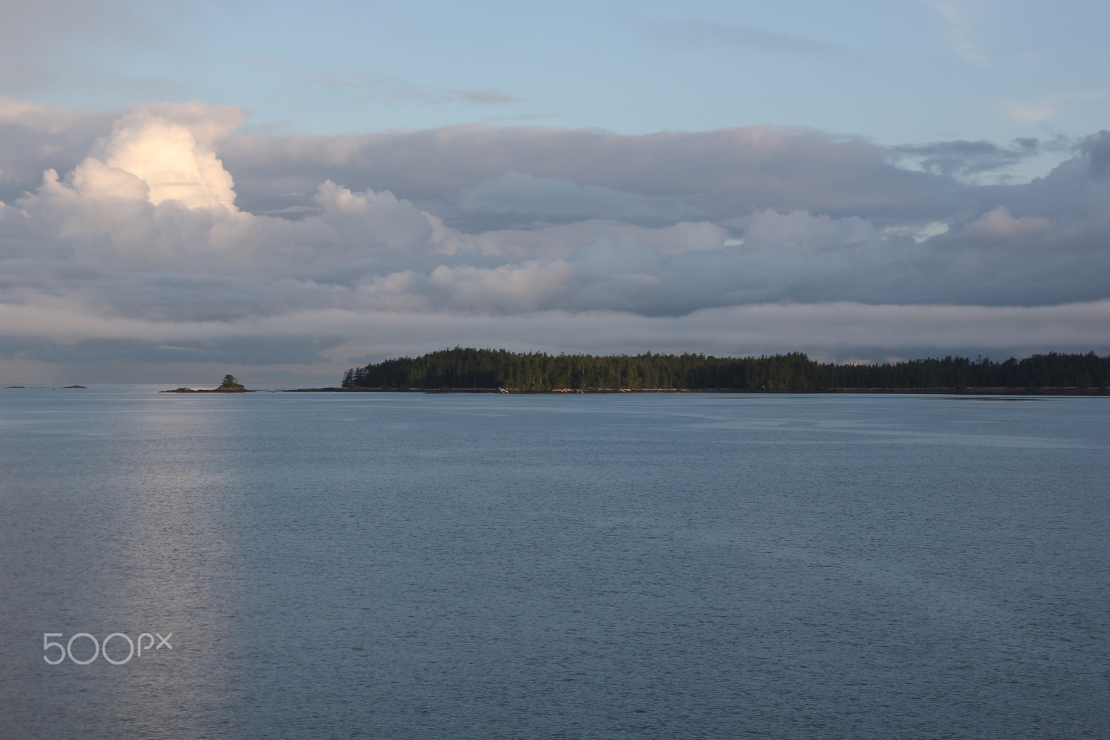 Sigma 17-70mm F2.8-4 DC Macro OS HSM sample photo. Ocean dawn photography