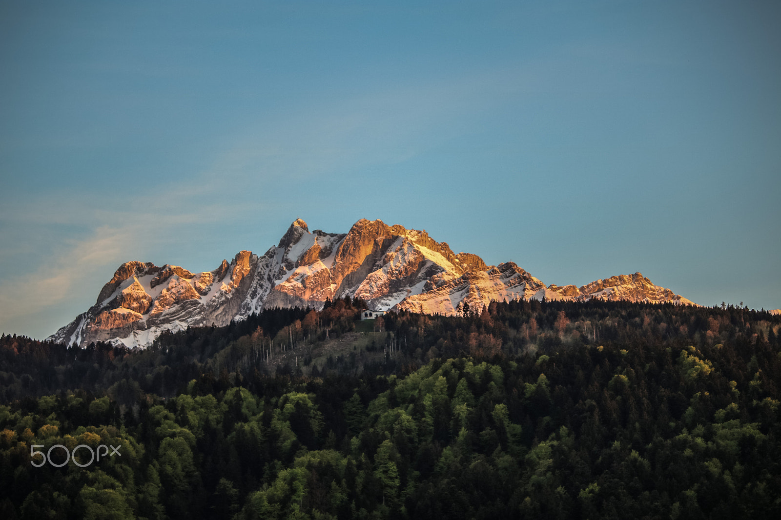 Canon EF-S 55-250mm F4-5.6 IS sample photo. Pilatus / mount pilatus photography