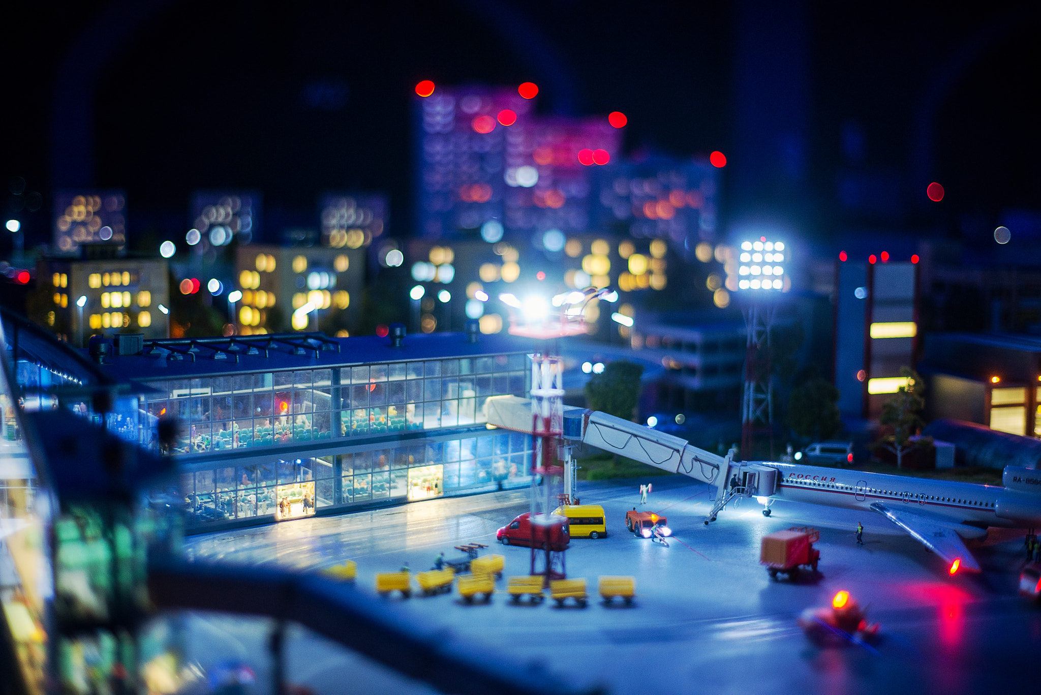 ZEISS Planar T* 50mm F1.4 sample photo. The layout of the airport photography