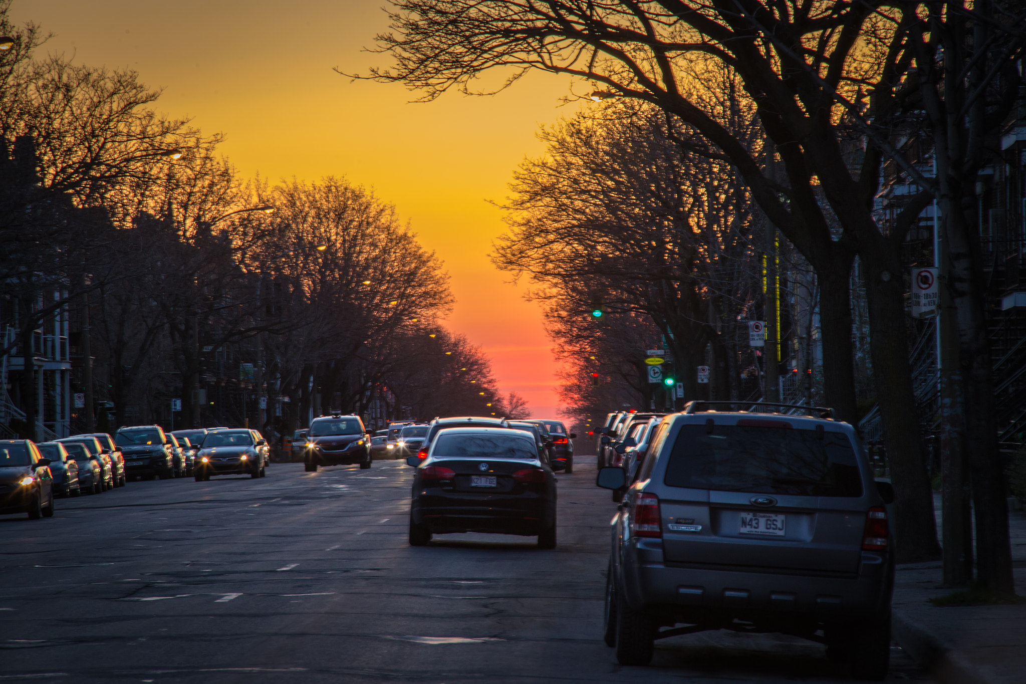 Canon EOS 6D + Canon EF 70-210mm f/4 sample photo. Montreal may sunset photography
