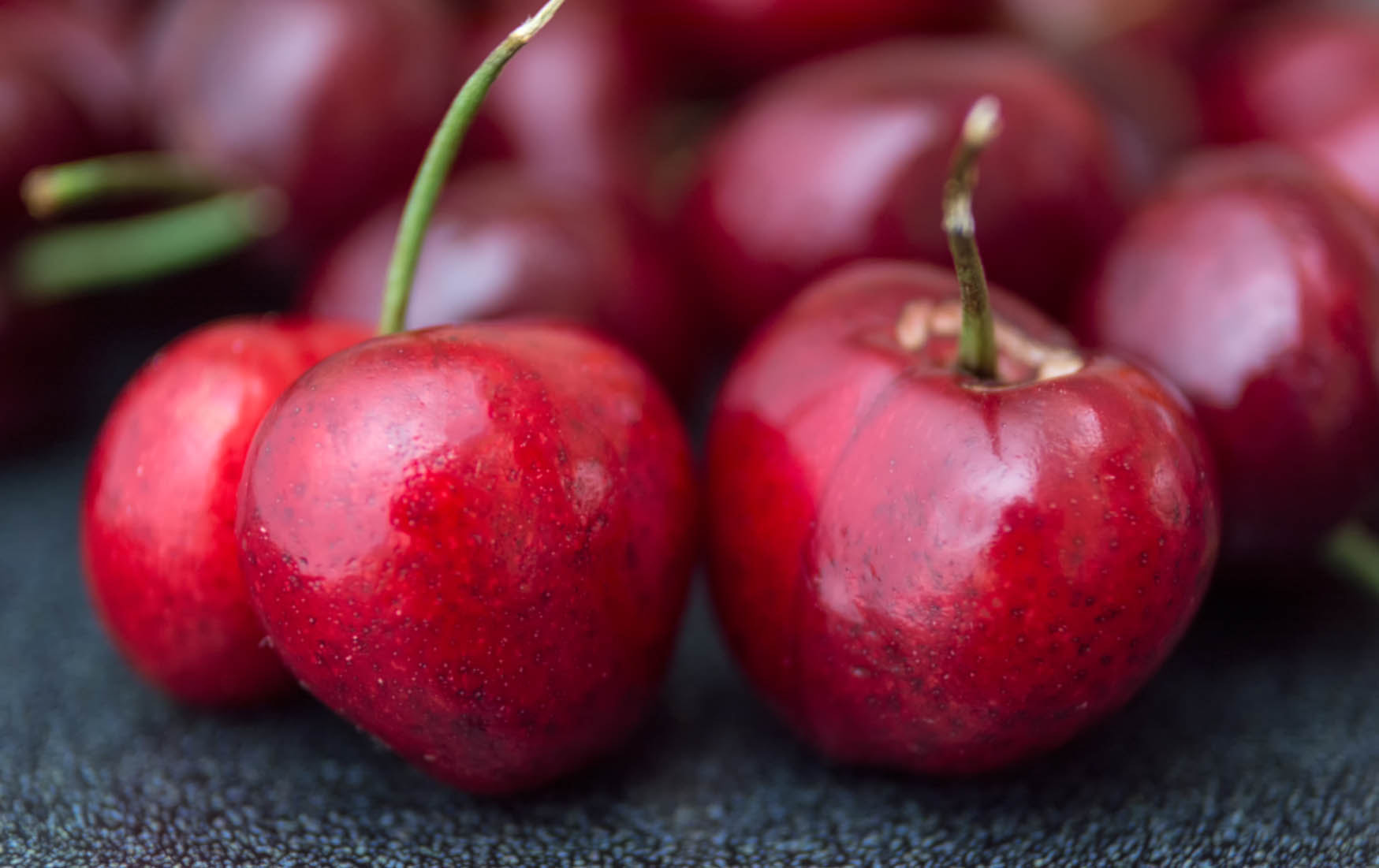 Nikon AF-S Nikkor 28-70mm F2.8 ED-IF sample photo. Close up cherries photography