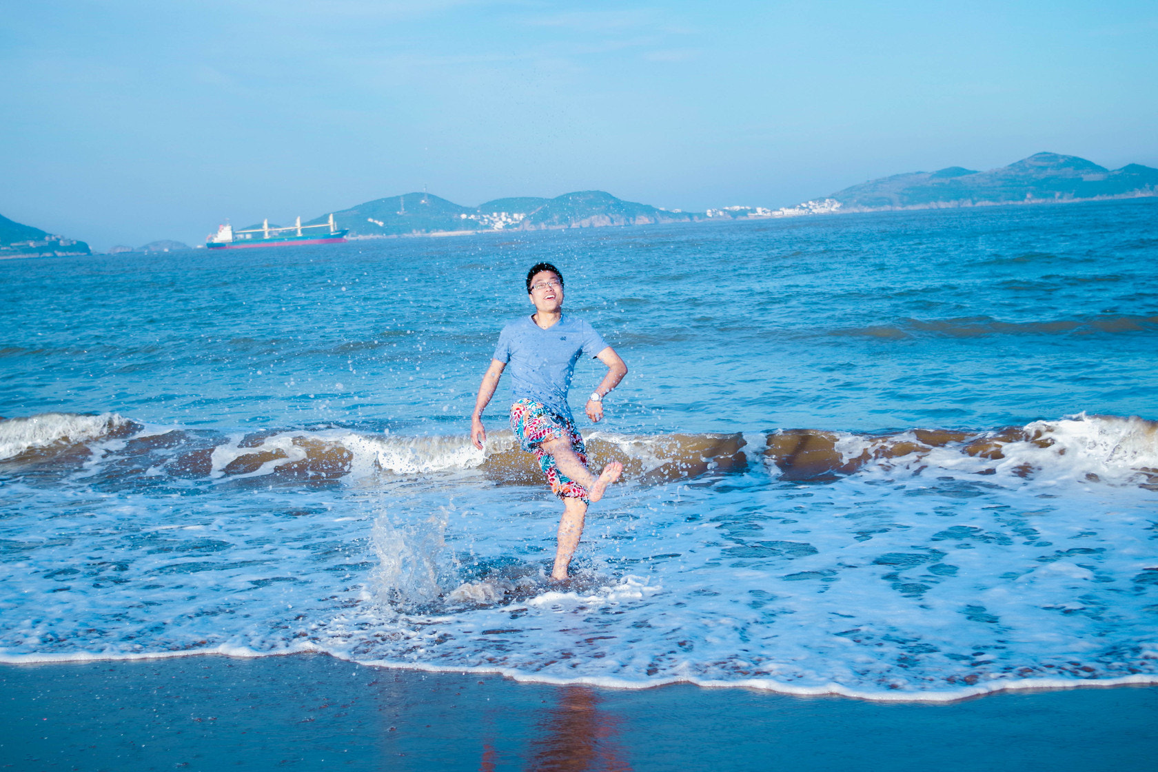 Pentax K-30 sample photo.  等到风景都看透，也许我会去看细水长流。  photography