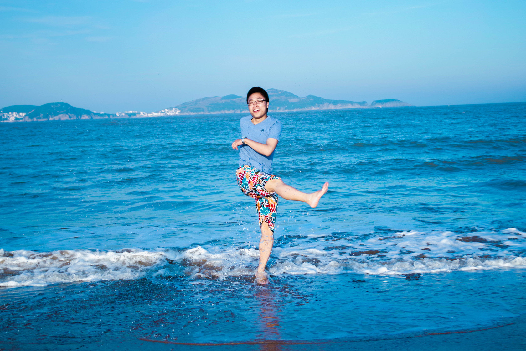 Pentax K-30 sample photo.  等到风景都看透，也许我会去看细水长流。  photography