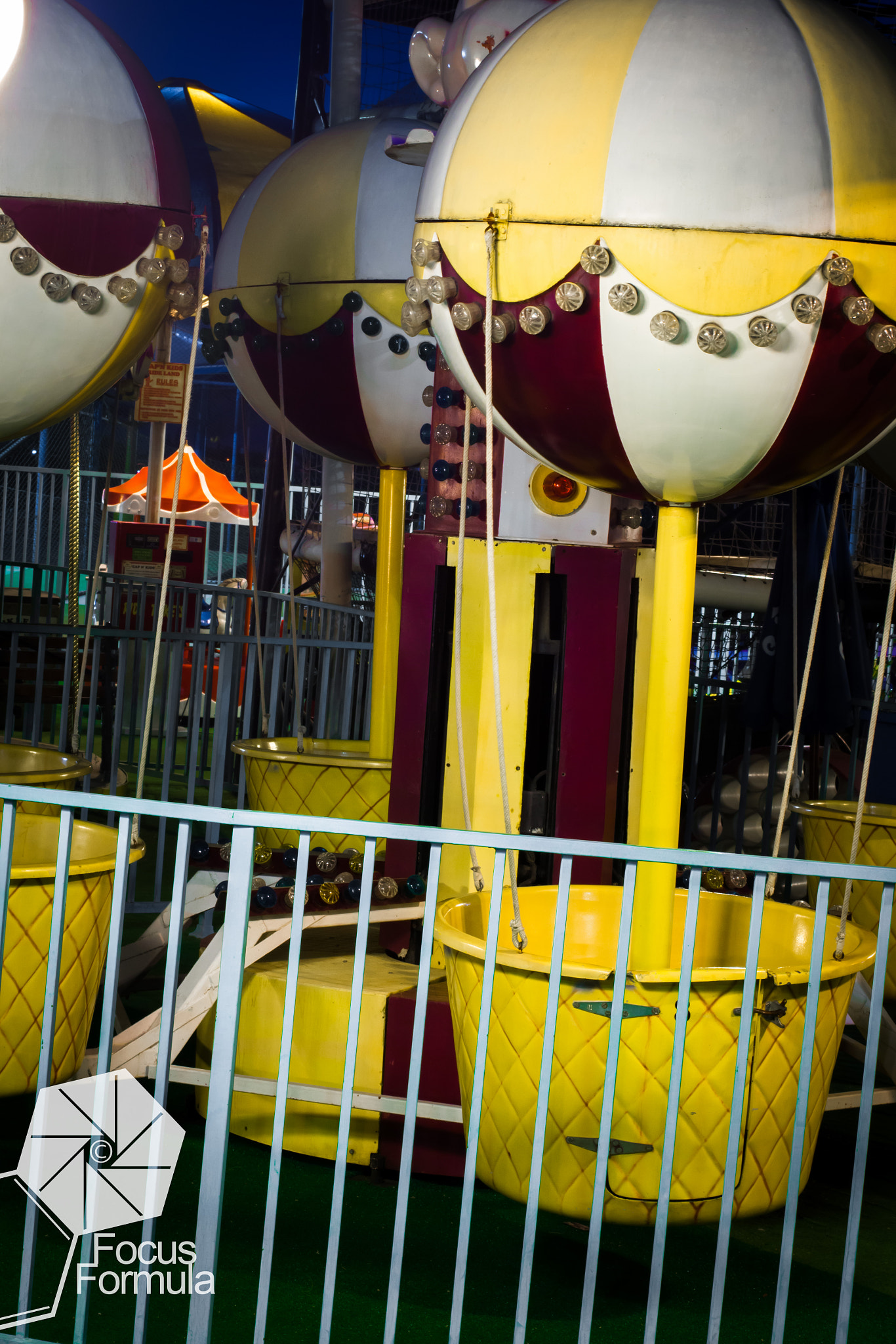 Canon EOS M + Canon EF 50mm F1.4 USM sample photo. Abandoned amusement photography