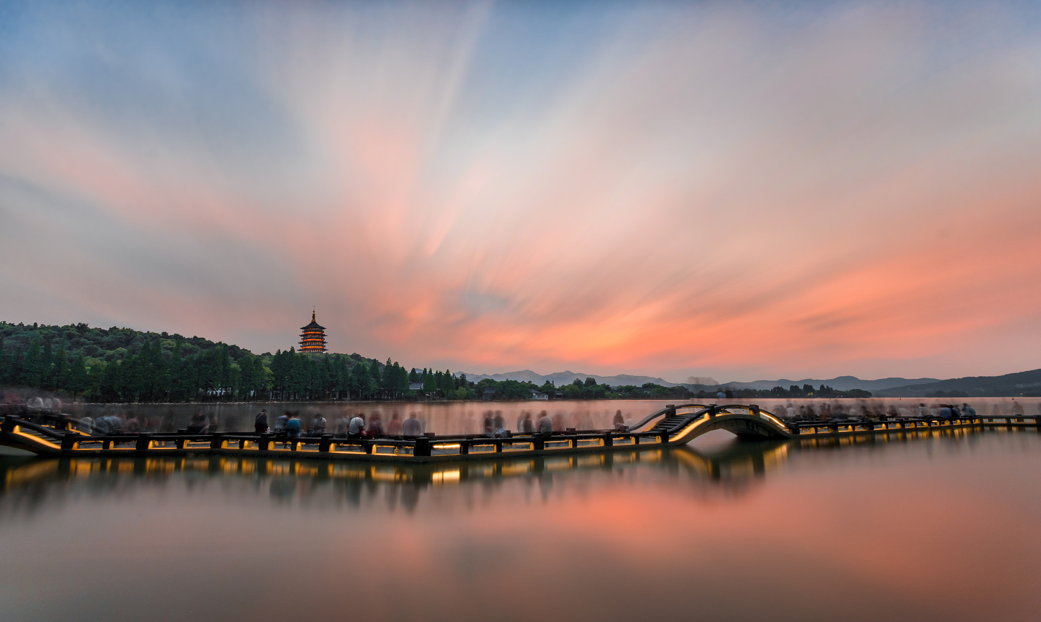Sigma AF 10-20mm F4-5.6 EX DC sample photo. 雷峰夕照 photography