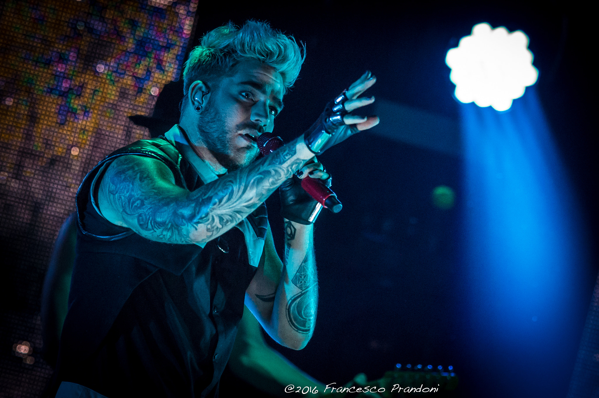 Nikon AF-S Nikkor 400mm F2.8D ED-IF II sample photo. Foto-concerto-adam-lambert-milano-04-maggio-2016-prandoni photography