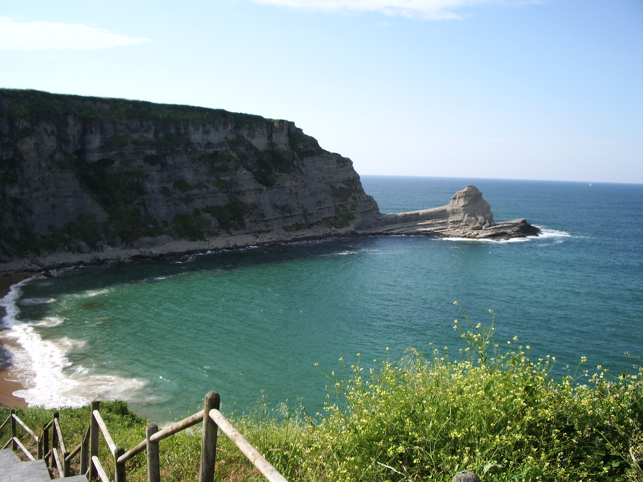 Pentax OPTIO S50 sample photo. Acantilado-cantabria. photography