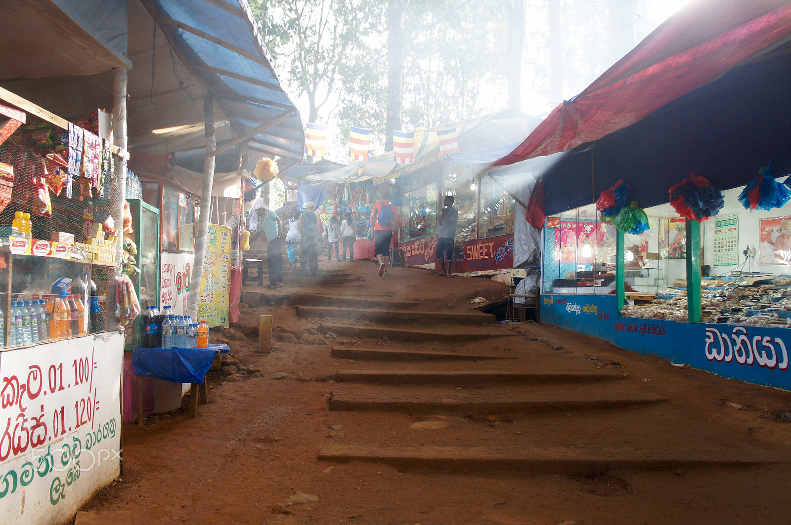 Sony Alpha NEX-C3 + Tamron 18-200mm F3.5-6.3 Di III VC sample photo. Adam's peak pilgrimage photography