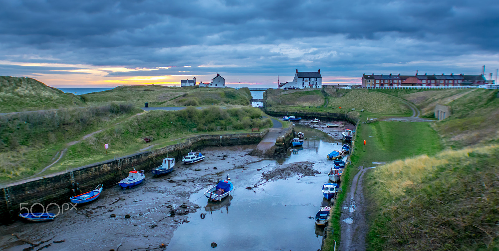 Sigma 18-50mm F2.8-4.5 DC OS HSM sample photo. North east coast  spring 2016 photography