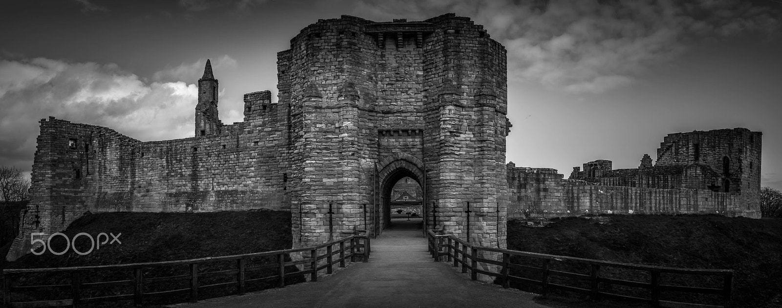 Sigma 18-50mm F2.8-4.5 DC OS HSM sample photo. North east coast  spring 2016 photography