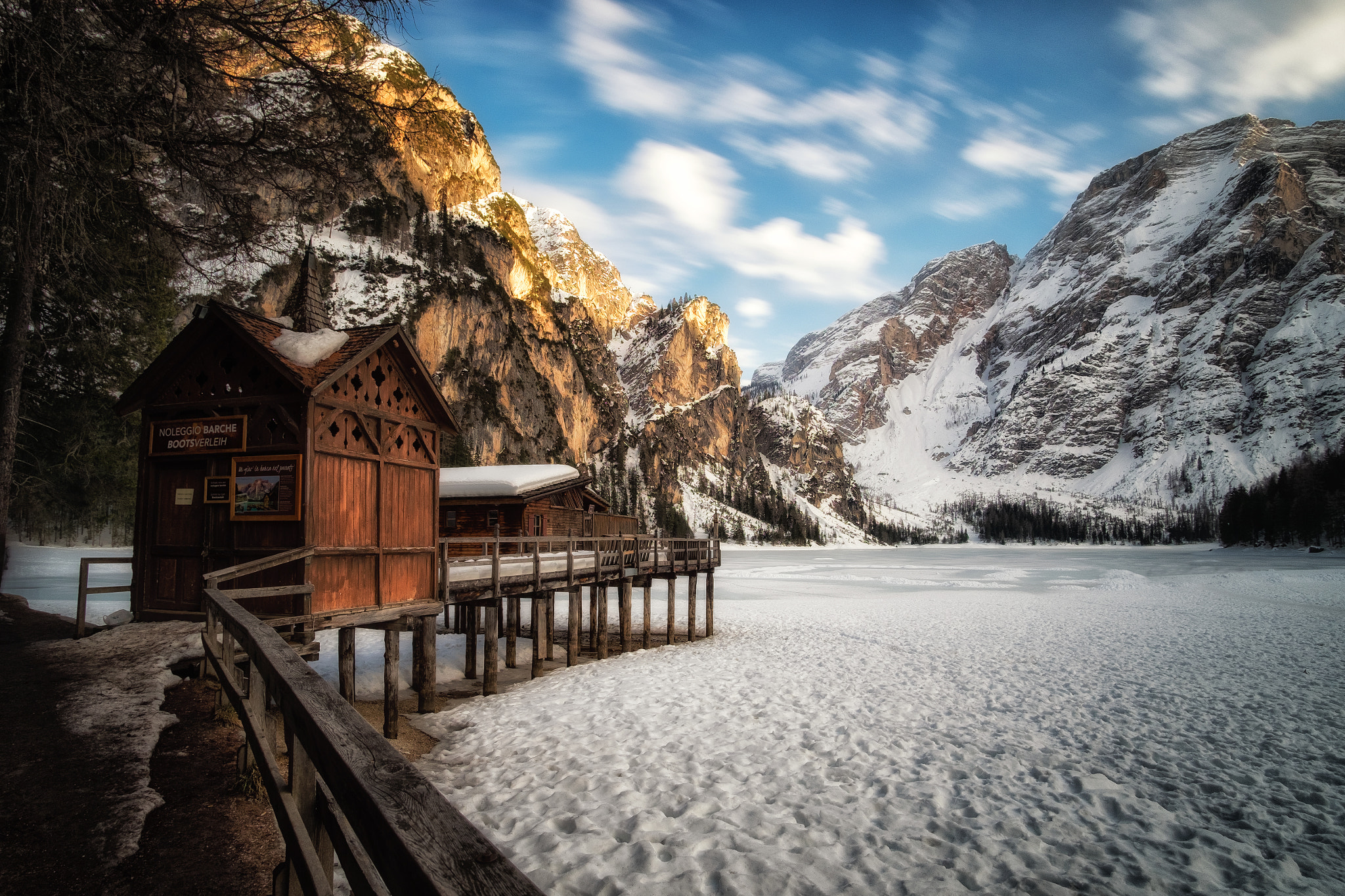 12,0 mm sample photo. Lake of braies in winter photography