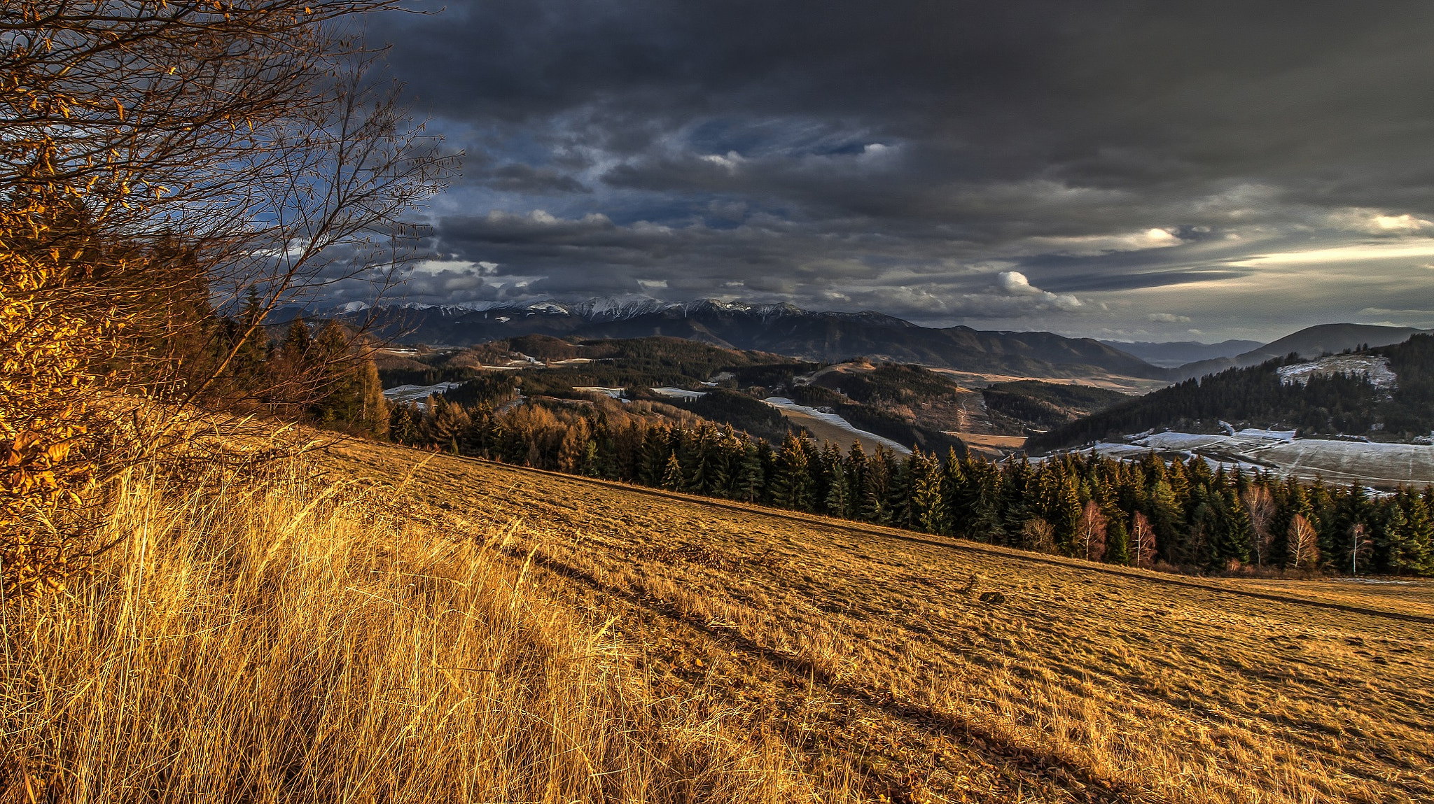 Canon EOS 50D + Canon EF-S 10-18mm F4.5–5.6 IS STM sample photo. Landscape photography