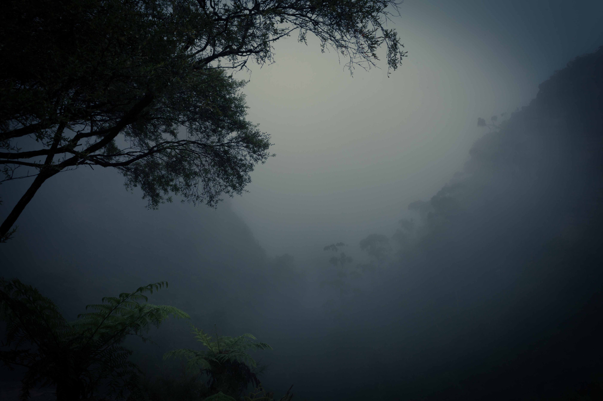 Canon EF 28-90mm f/4-5.6 sample photo. Misty blue mountains photography