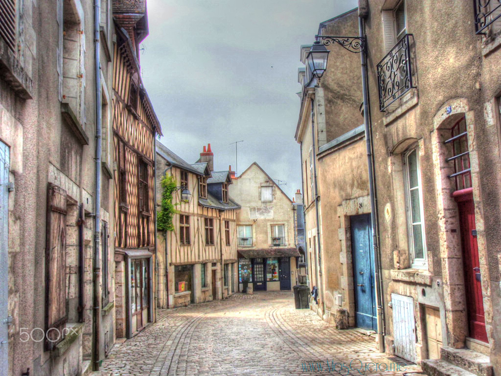 Olympus u780,S780 sample photo. Rua en amboise photography