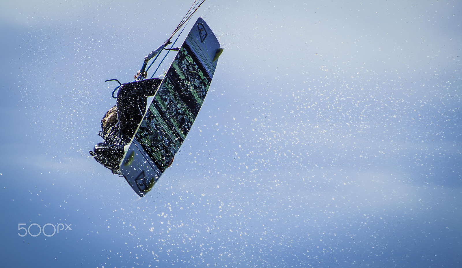 Canon EF 28-105mm f/3.5-4.5 USM sample photo. Kite photography