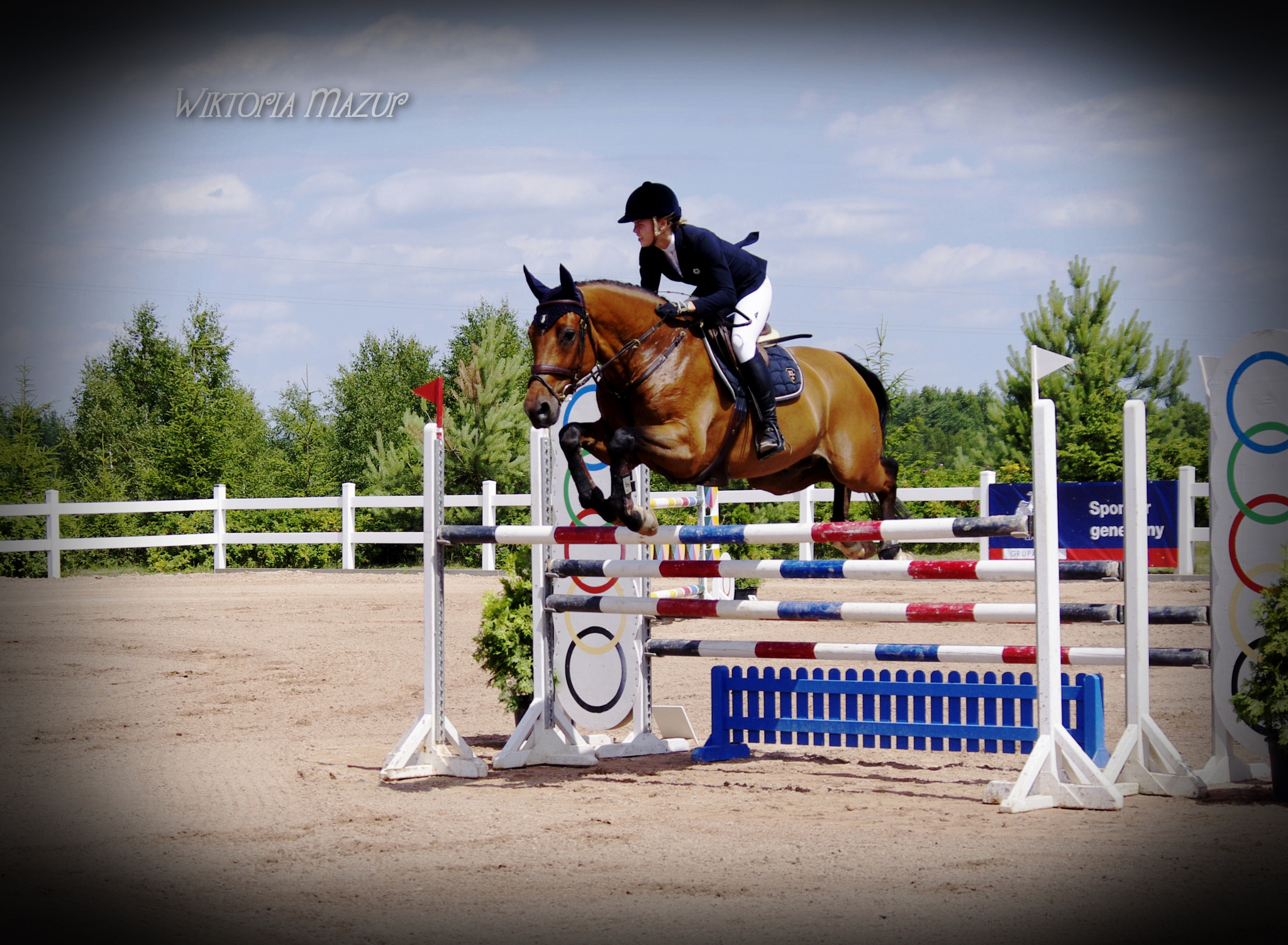 Pentax K-x sample photo. Showjumping photography