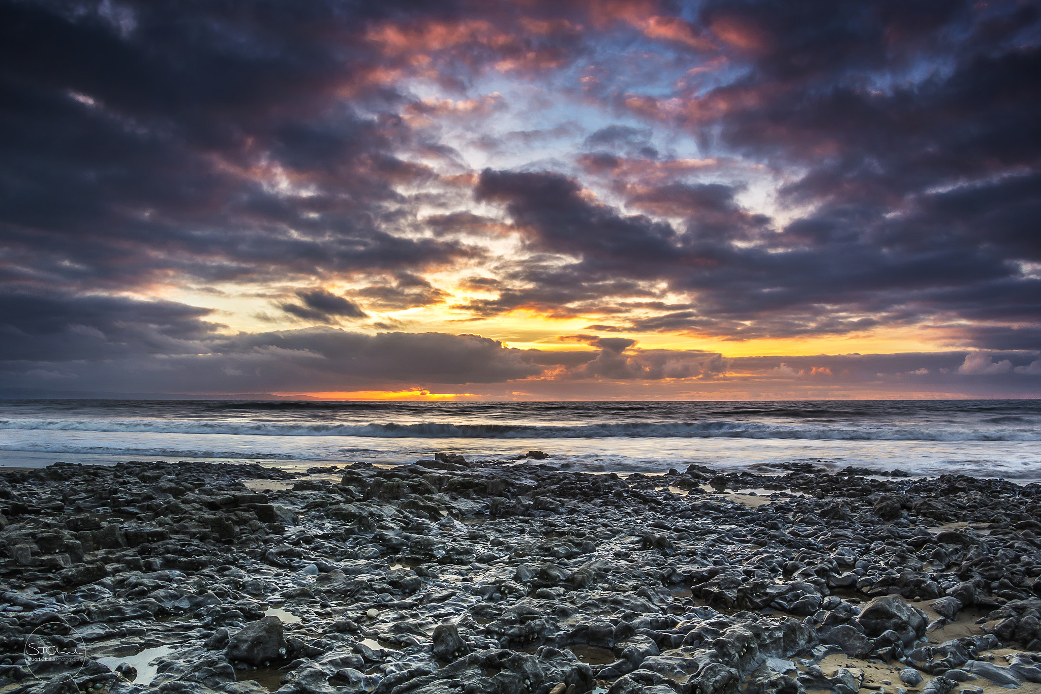 Canon EF-S 18-135mm F3.5-5.6 IS STM sample photo. Ogmore beach in winter photography