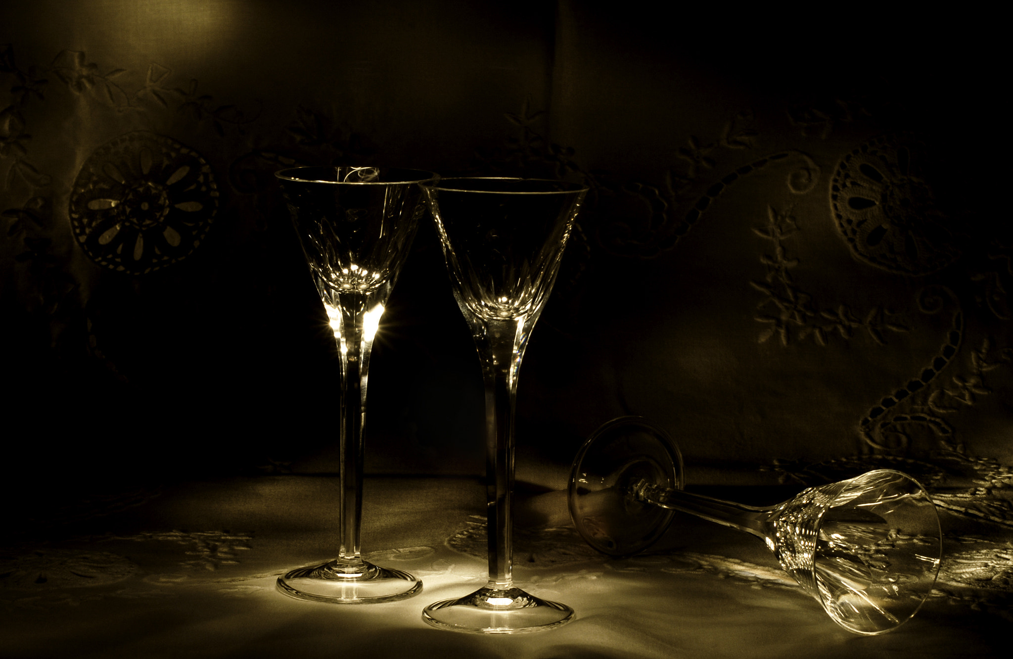 Nikon D200 sample photo. Still life light paiting #03 - chalices photography