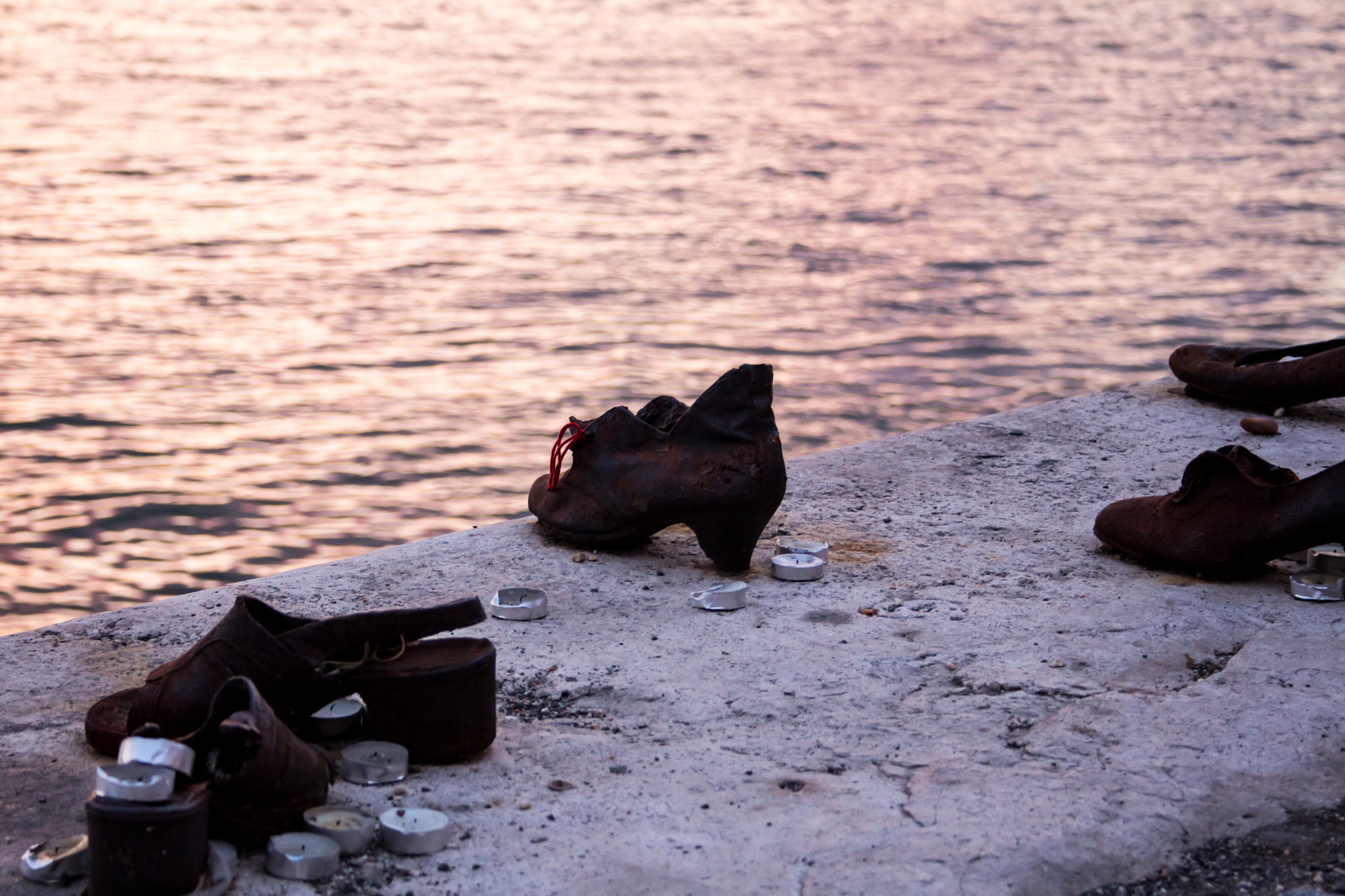 Canon EF-S 18-55mm F3.5-5.6 sample photo. River shoes photography