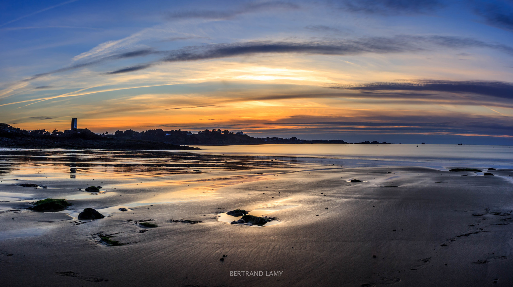 Canon EF-S 24mm F2.8 STM sample photo. Port blanc :) photography