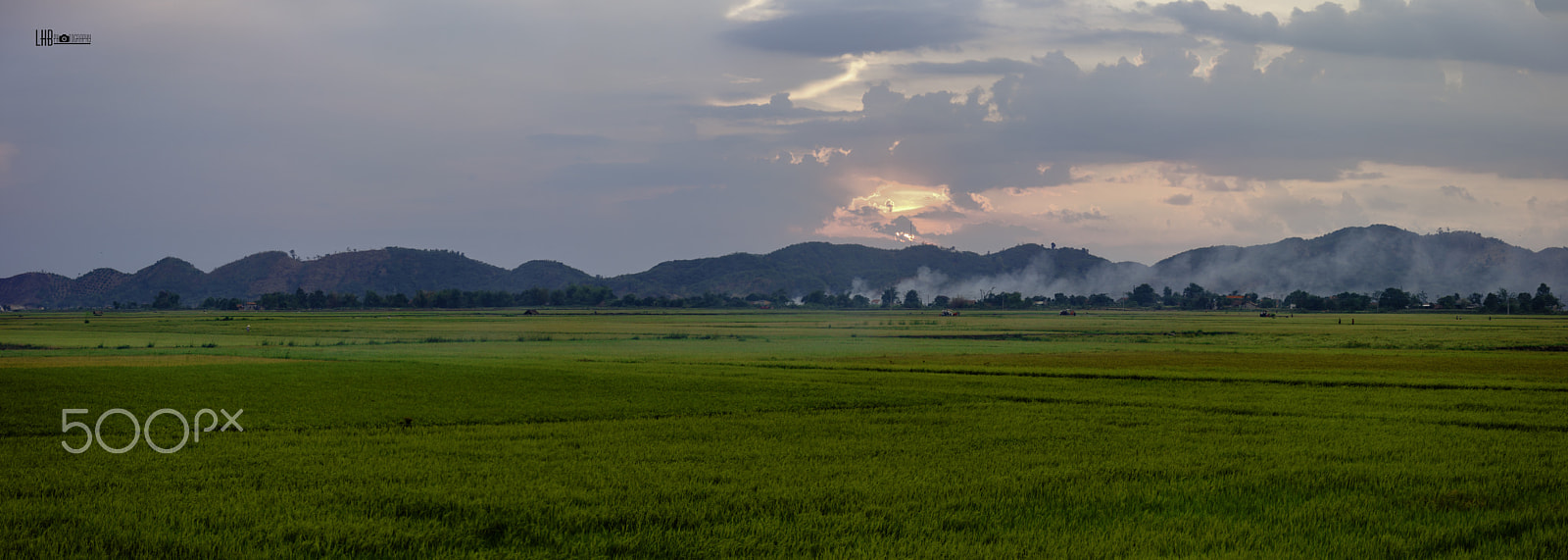 Canon EOS 600D (Rebel EOS T3i / EOS Kiss X5) sample photo. Panorama que huong - viet nam photography