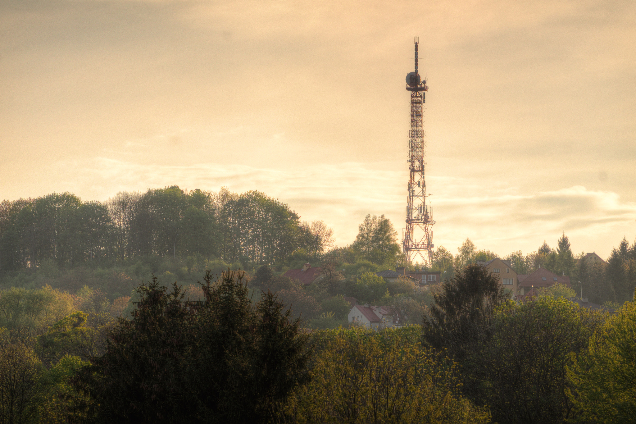Pentax smc DA* 60-250mm F4.0 ED (IF) SDM sample photo. Transmission tower photography