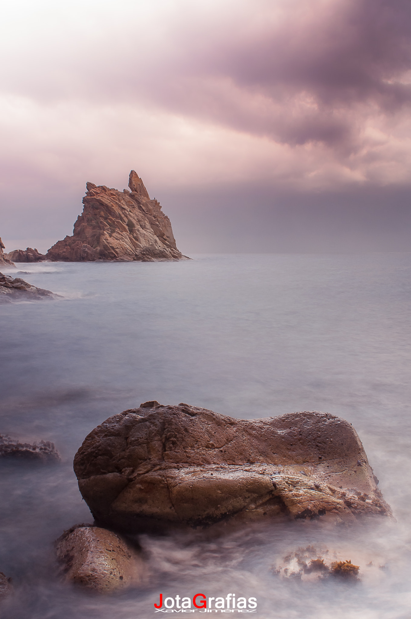 AF Zoom-Nikkor 28-85mm f/3.5-4.5 sample photo. Cala s'agulla - blanes photography