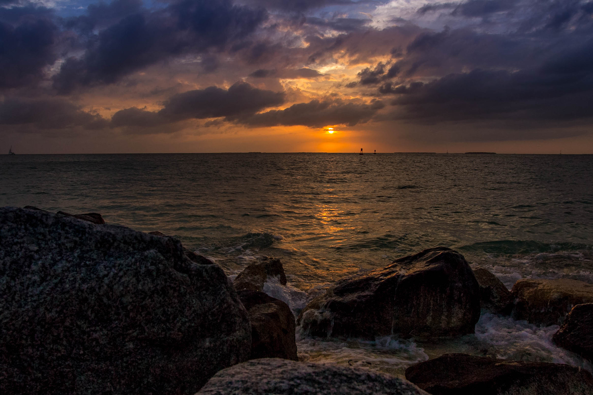 Sigma 17-70mm F2.8-4 DC Macro OS HSM sample photo. Sunset photography