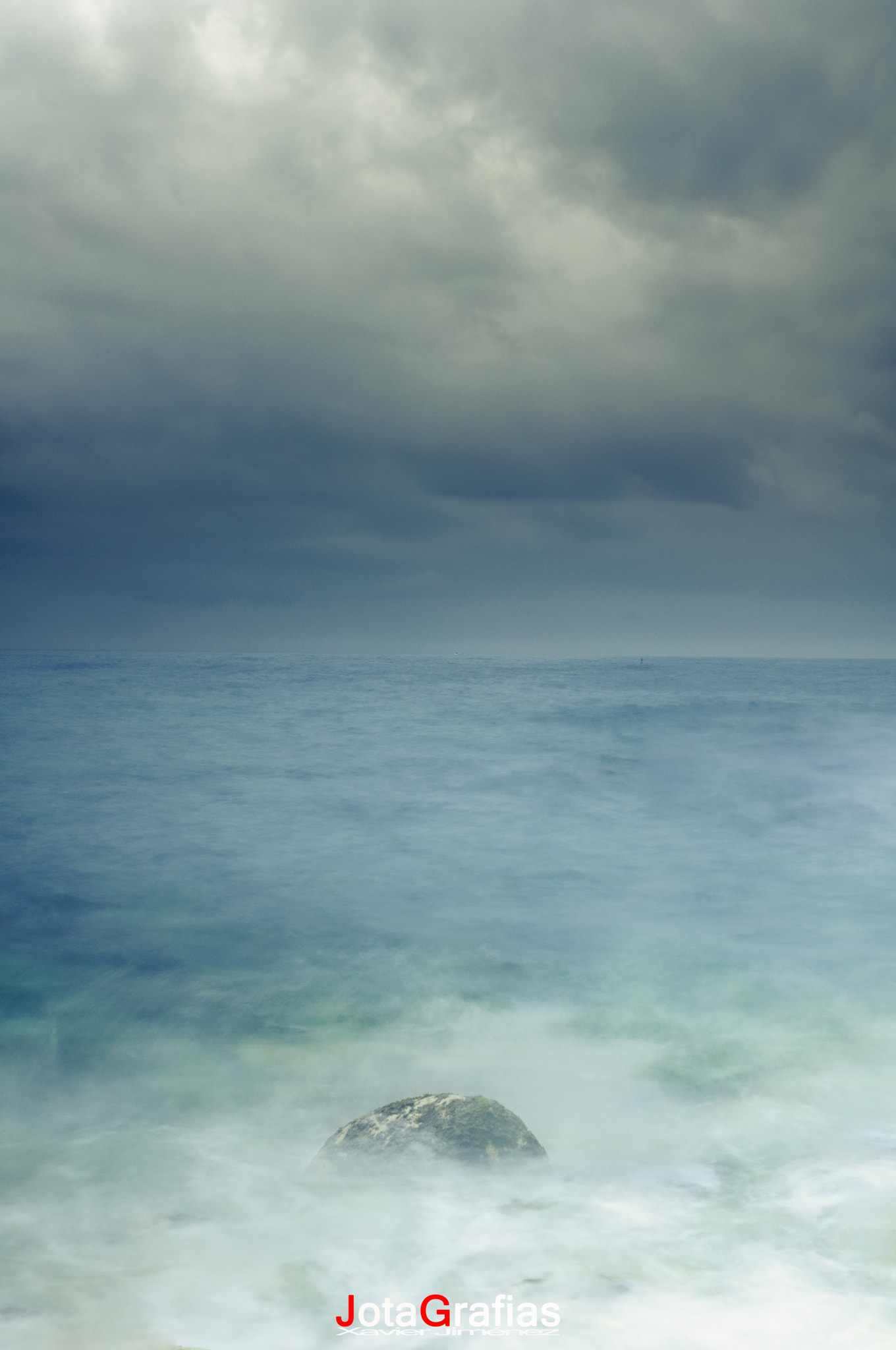 AF Zoom-Nikkor 28-85mm f/3.5-4.5 sample photo. Cala s'agulla - blanes photography