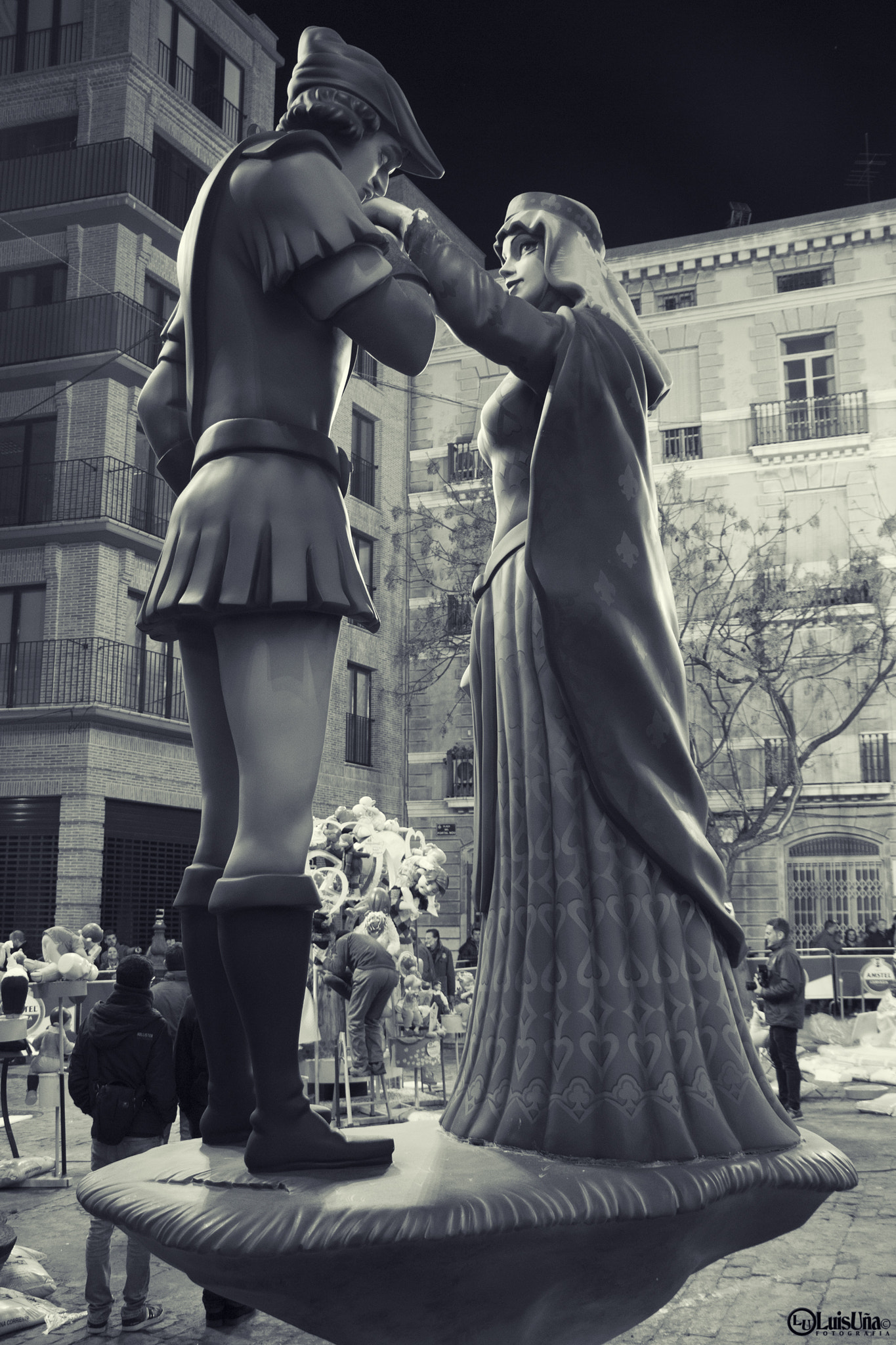Canon EF-S 18-135mm F3.5-5.6 IS STM sample photo. Fallas de valencia photography
