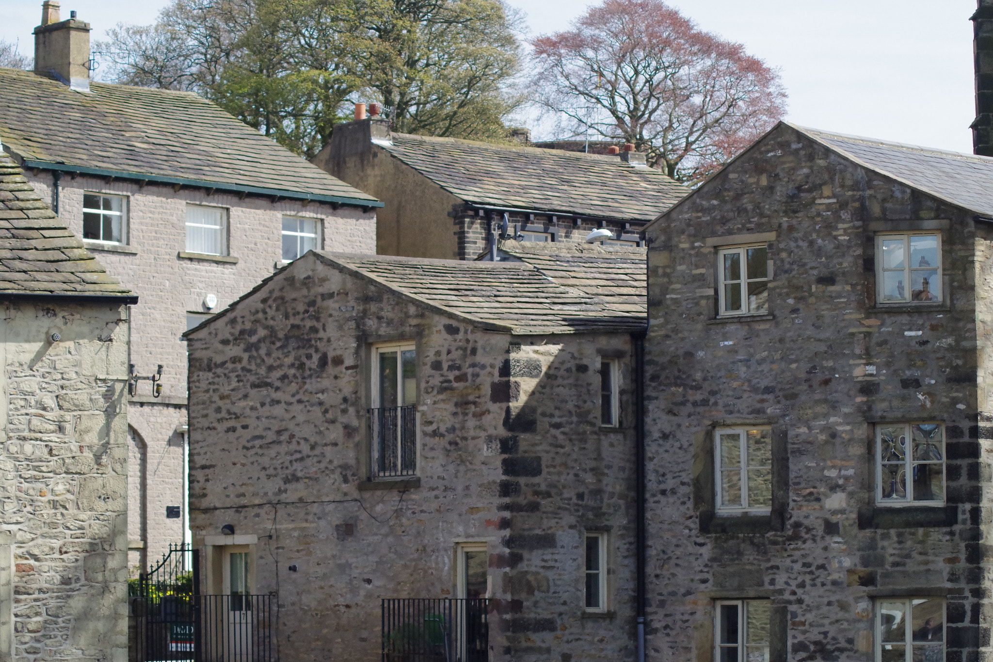 Tamron AF 70-300mm F4-5.6 Di LD Macro sample photo. In and around skipton. photography