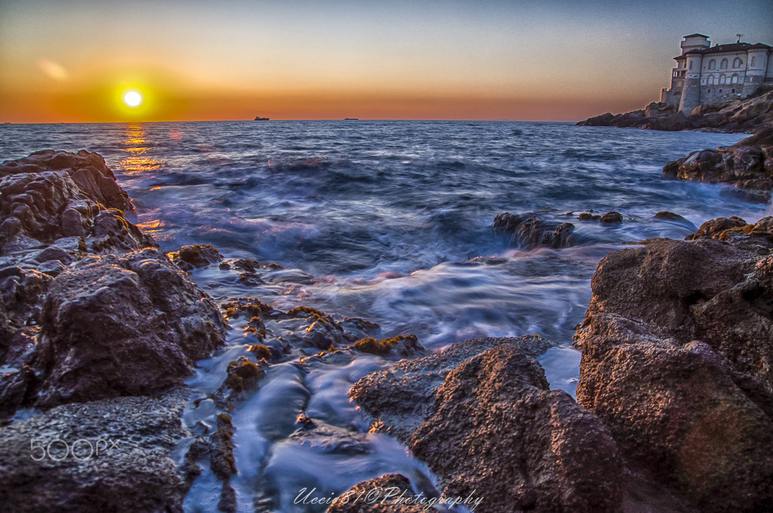 Sony Alpha DSLR-A580 + Tamron SP 24-70mm F2.8 Di VC USD sample photo. A simply sunset photography