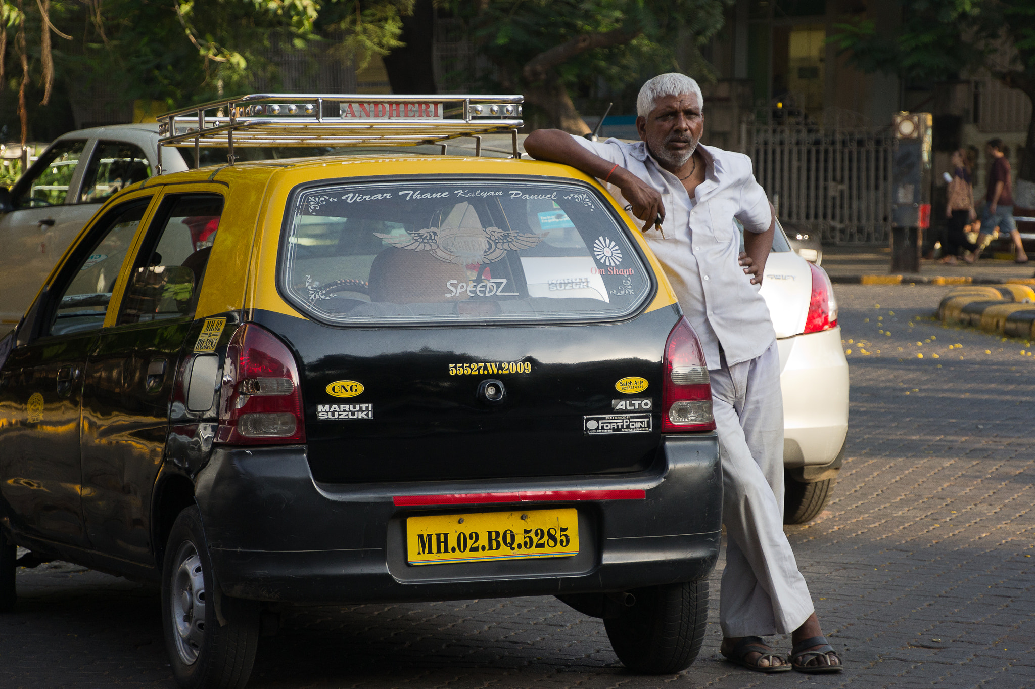 Sony E 18-200mm F3.5-6.3 OSS sample photo. Streets of india photography
