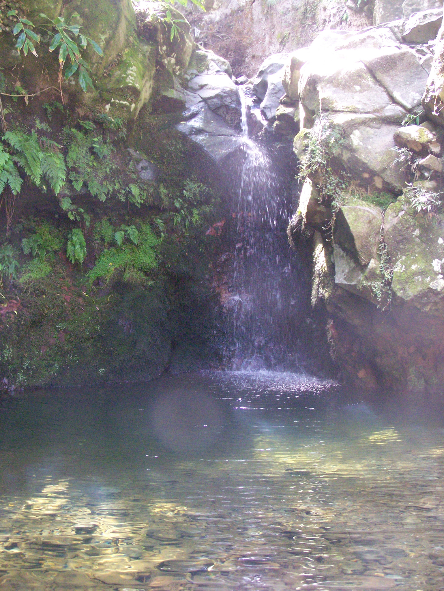 Kodak Z650 ZOOM DIGITAL CAMERA sample photo. Waterfall in the sunlight photography