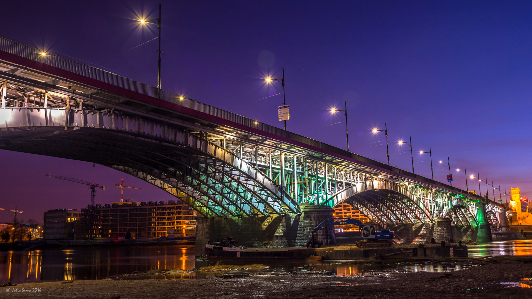 Sigma 28-200mm F3.5-5.6 Compact Aspherical Hyperzoom Macro sample photo. Vistula in warsaw blue hour photography