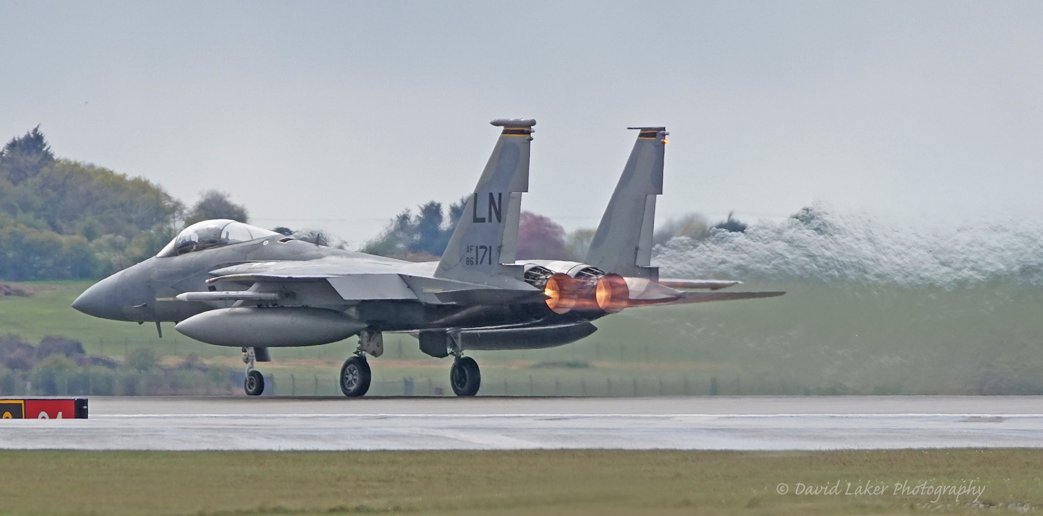 Sony a6000 + Sony 70-400mm F4-5.6 G SSM sample photo. F-15 takeoff photography