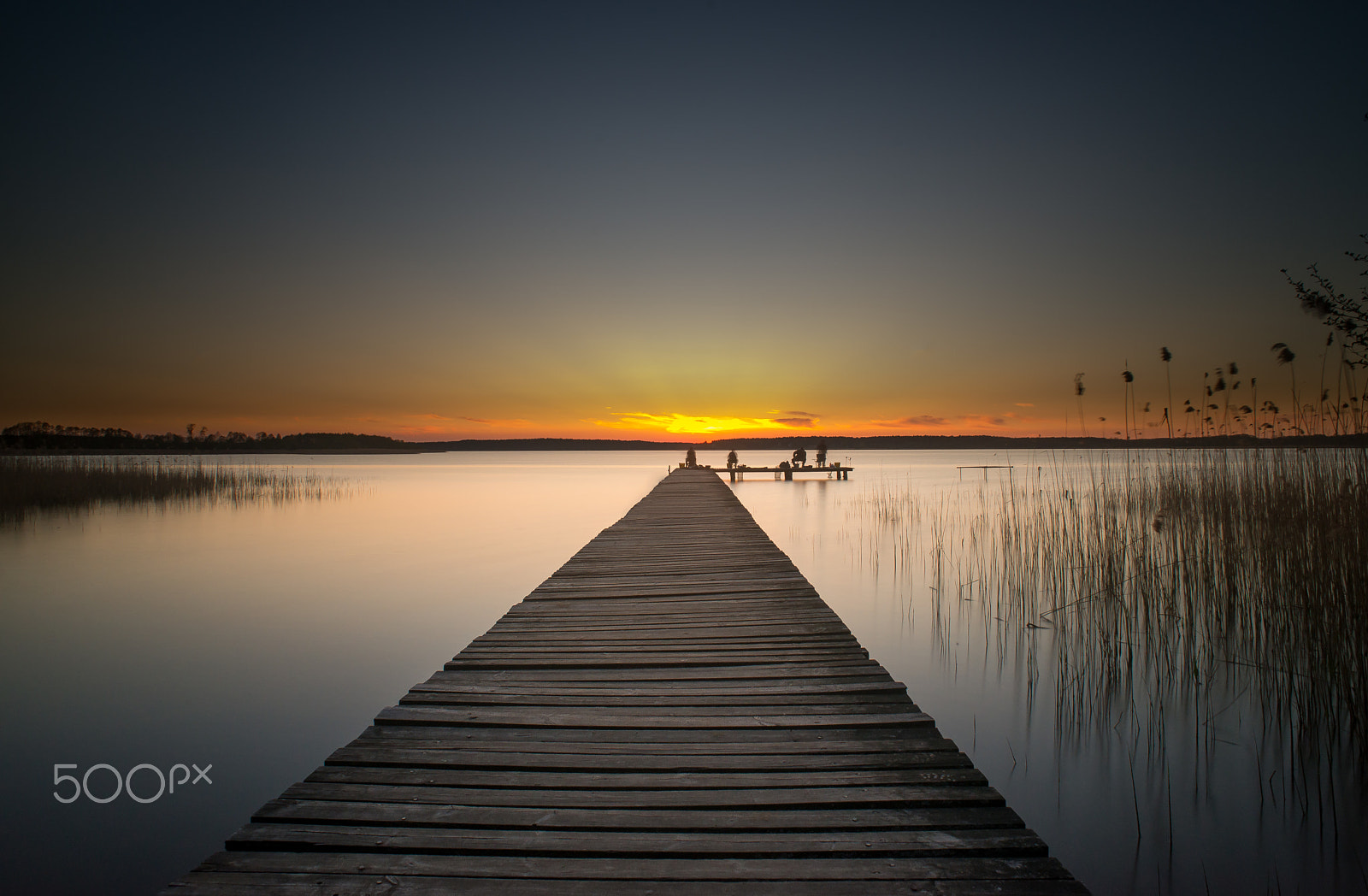 Nikon D610 + AF Nikkor 20mm f/2.8 sample photo. Fishermen sunset photography