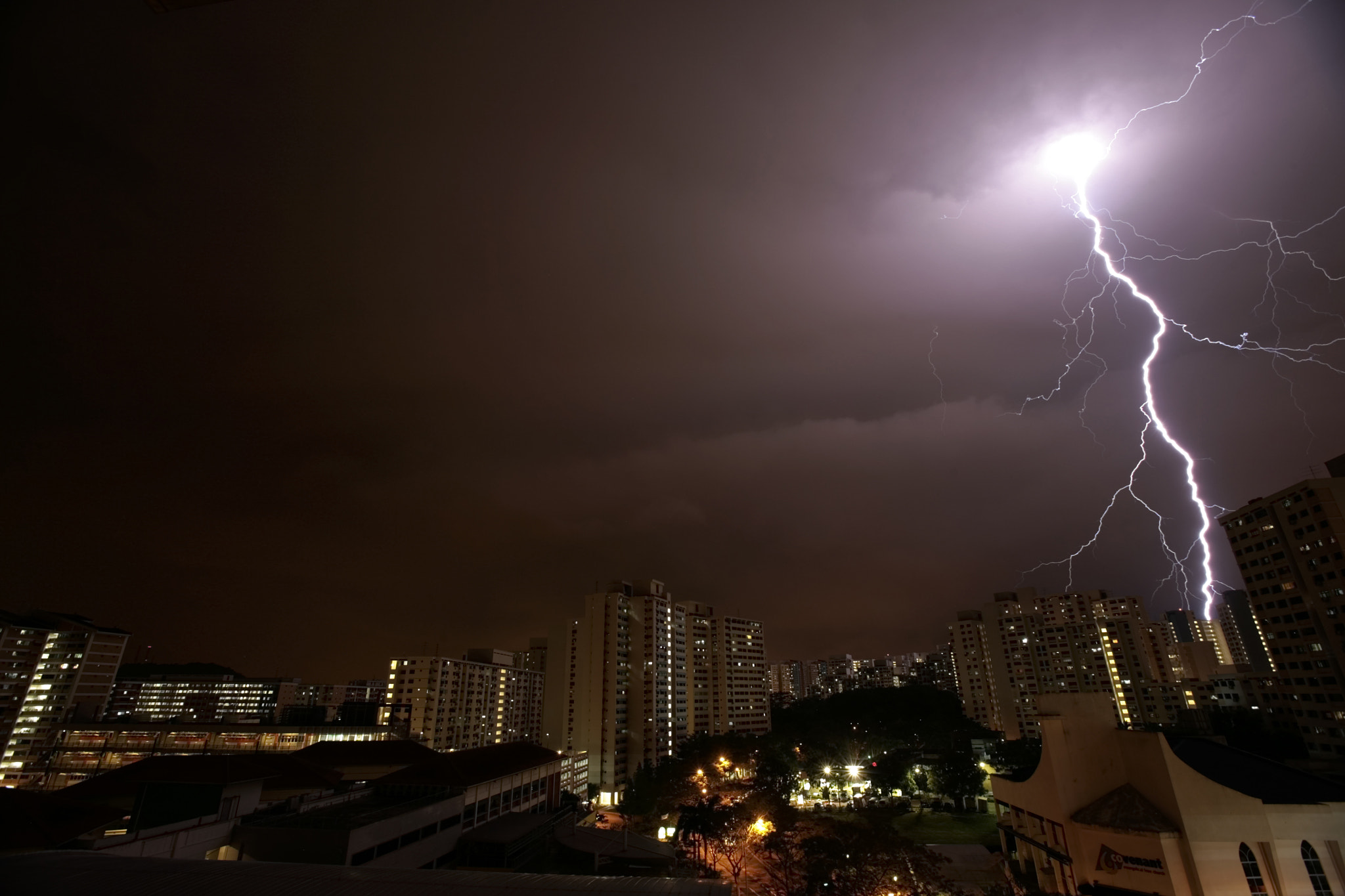 Canon EOS 5D + Canon EF 16-35mm F2.8L USM sample photo. Captured this iutside my block. photography