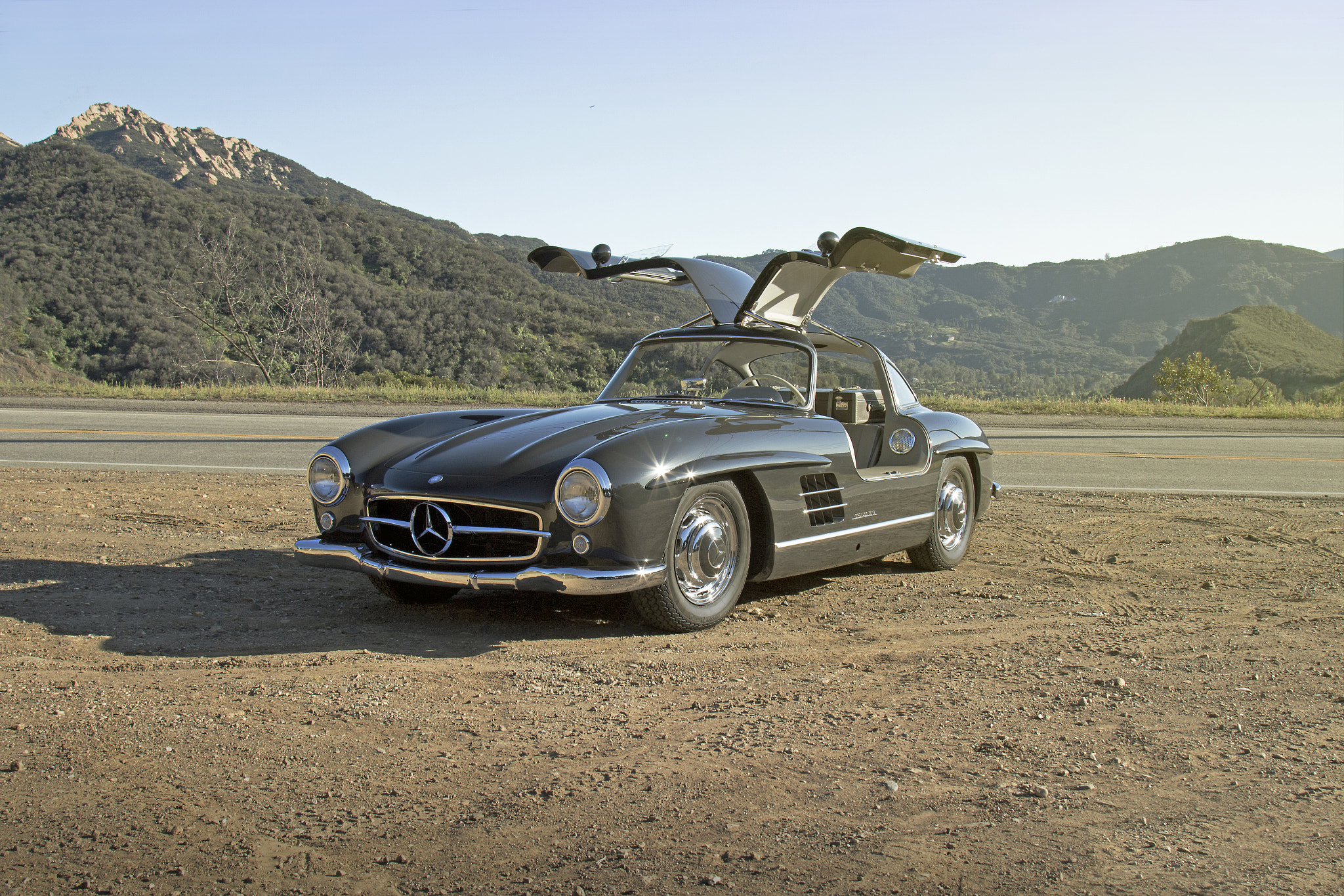 Canon EOS 100D (EOS Rebel SL1 / EOS Kiss X7) sample photo. Mercedes 300sl photography