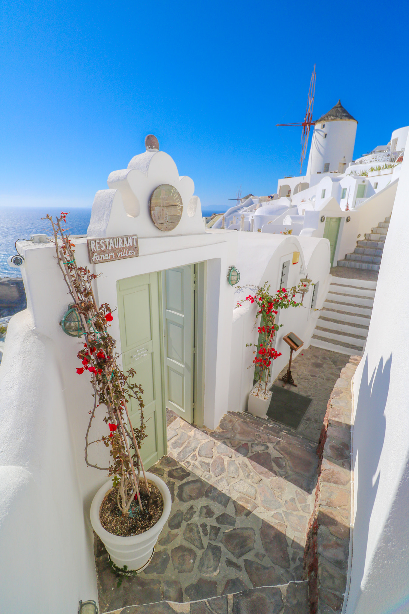 Canon EF-S 10-18mm F4.5–5.6 IS STM sample photo. Santorini on my mind... photography
