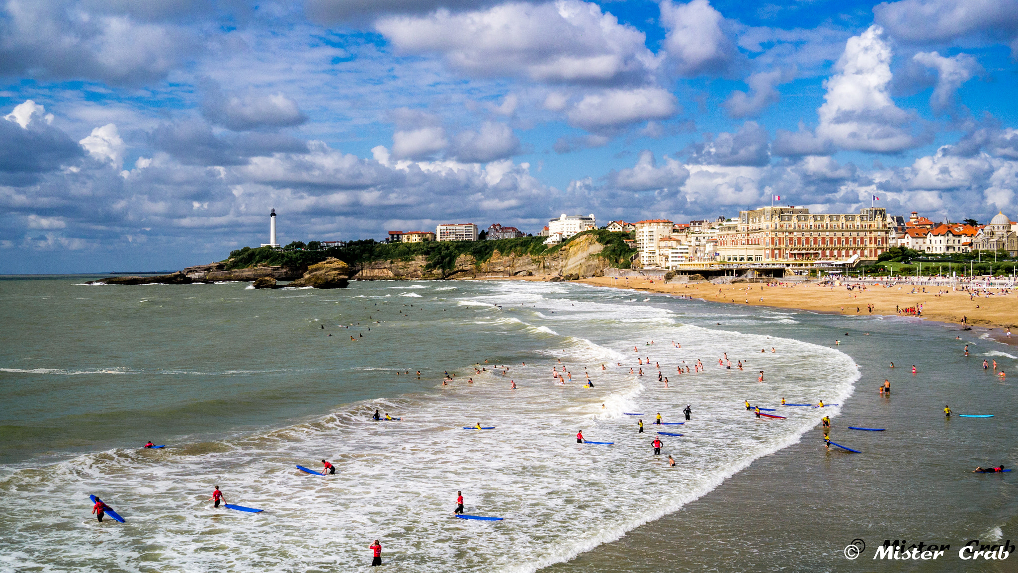 Panasonic Lumix DMC-GX1 + LUMIX G 20/F1.7 II sample photo. Ecole de surf à biarritz photography