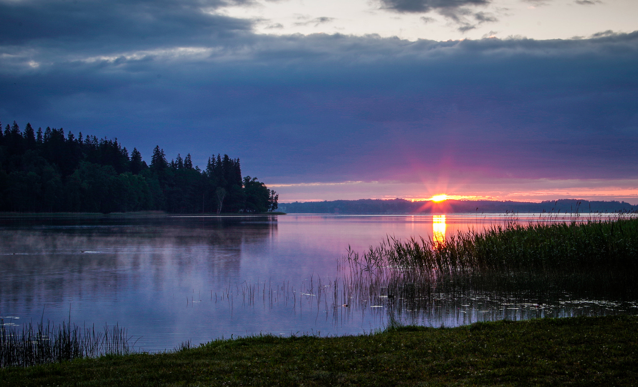 Pentax K-30 sample photo. Sunrise lake aluksne photography