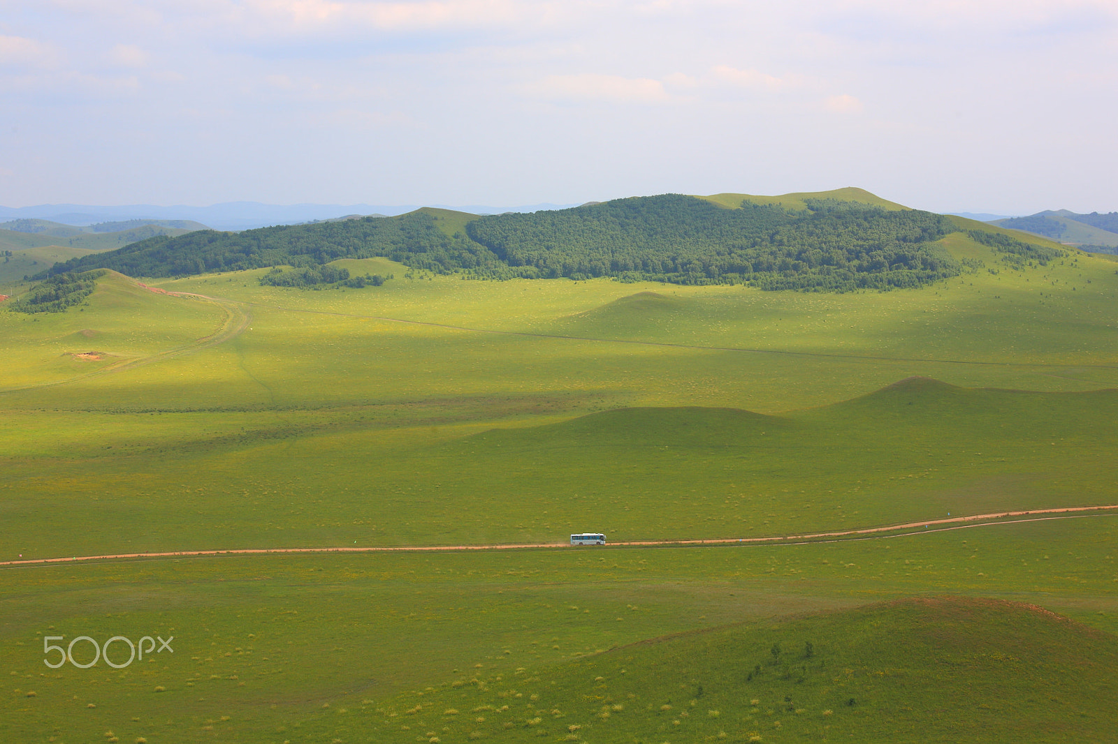 Canon EOS 5D + Canon EF 70-200mm F4L IS USM sample photo. Beautiful grassland scenery photography