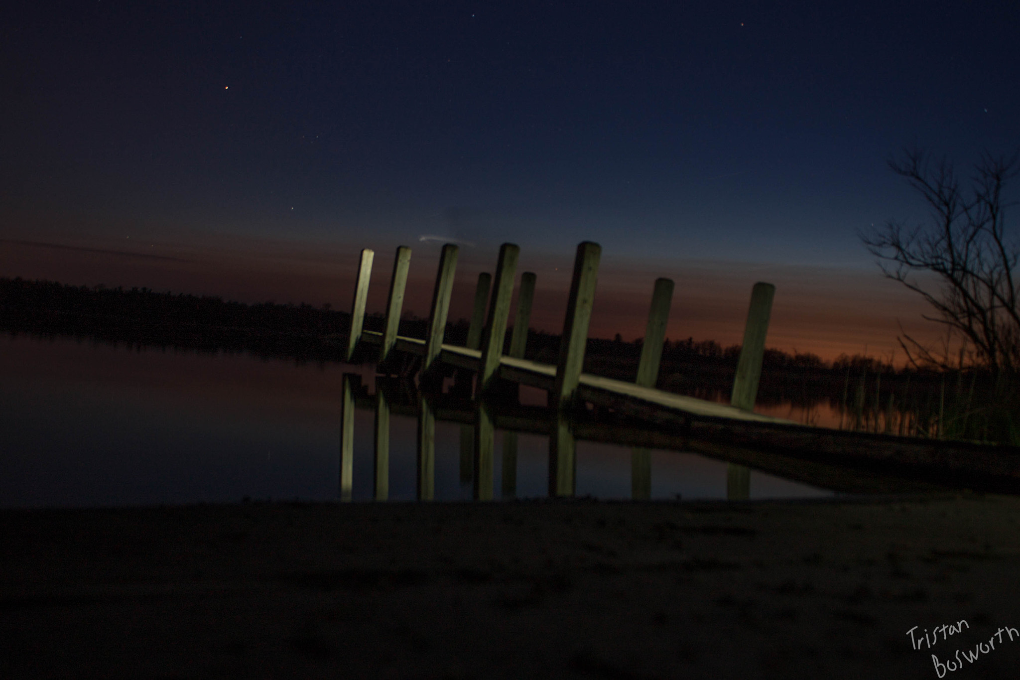 Canon EOS-1D Mark II sample photo. Light dock photography