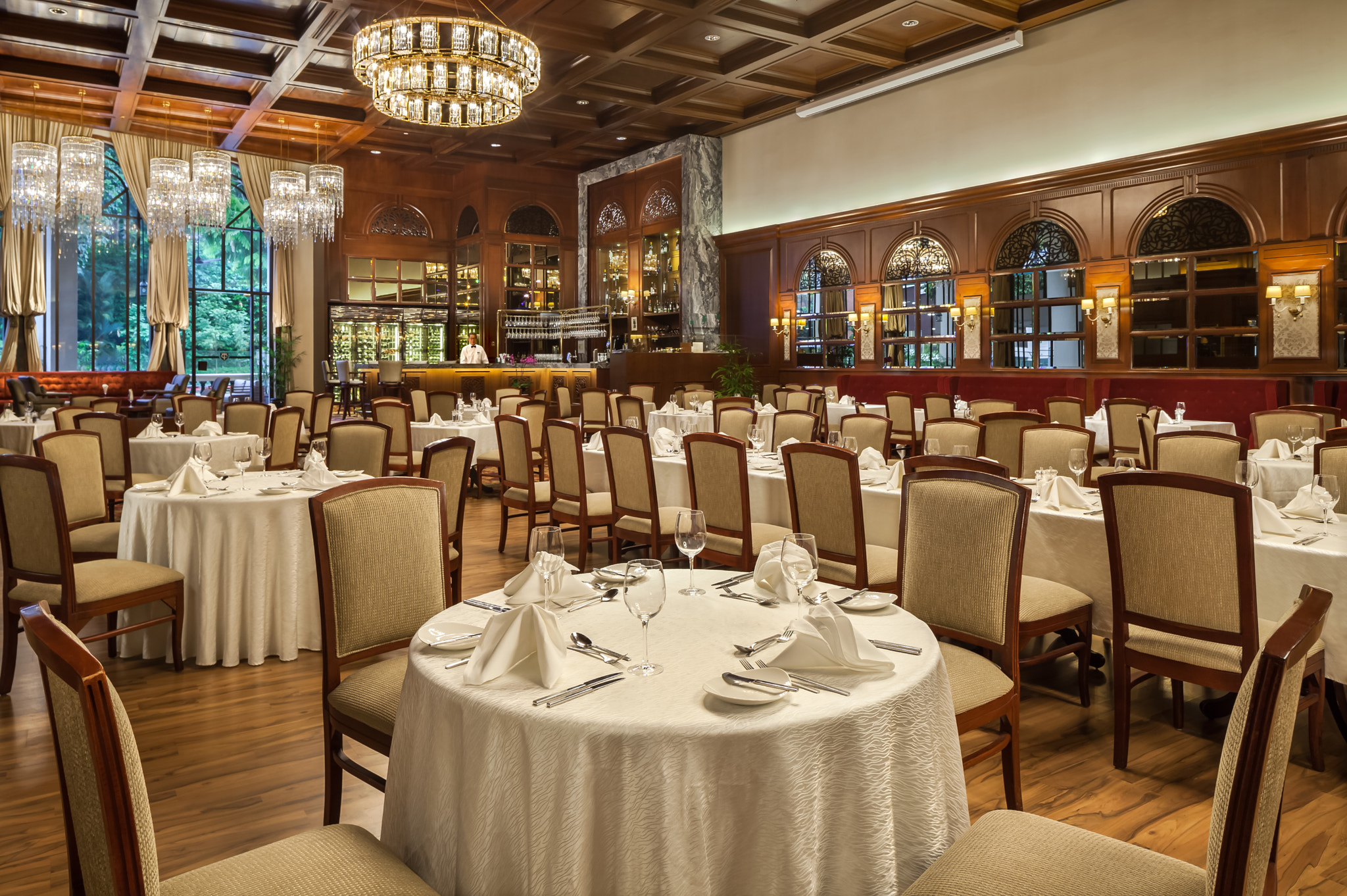 Canon TS-E 24.0mm f/3.5 L II sample photo. Photography tanglin club singapore churchill room photography