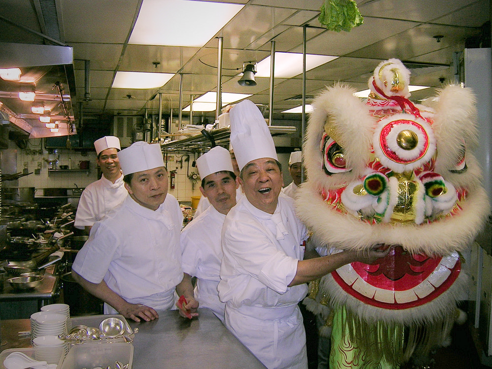 Nikon E3700 sample photo. Lion dance photography