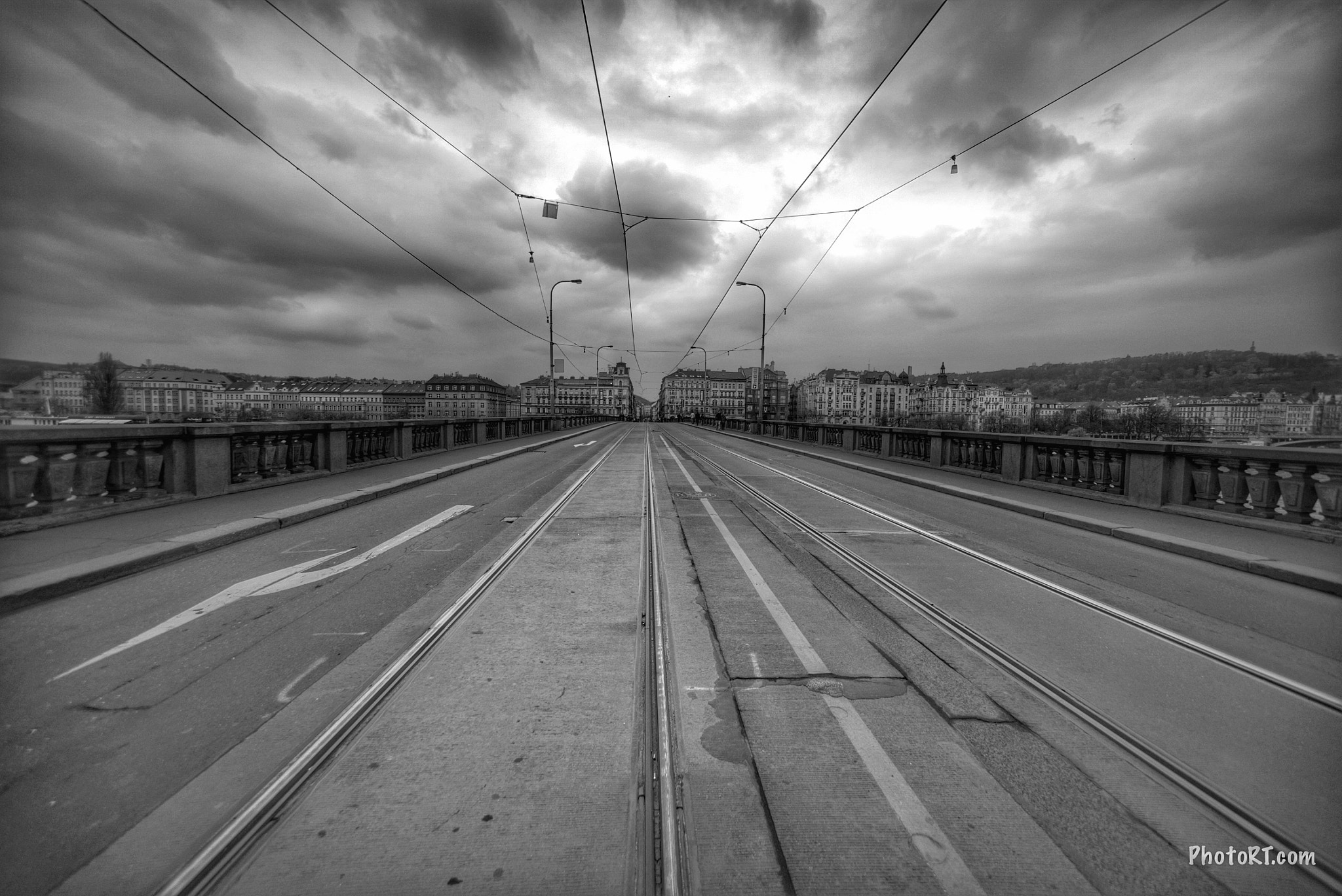 Sony a7 + Sony E 10-18mm F4 OSS sample photo. Prague bridge photography