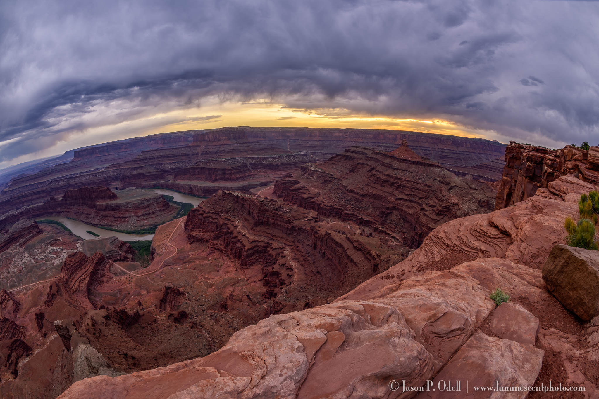 Nikon D810 + Nikon AF Fisheye-Nikkor 16mm F2.8D sample photo. Edge of the world photography