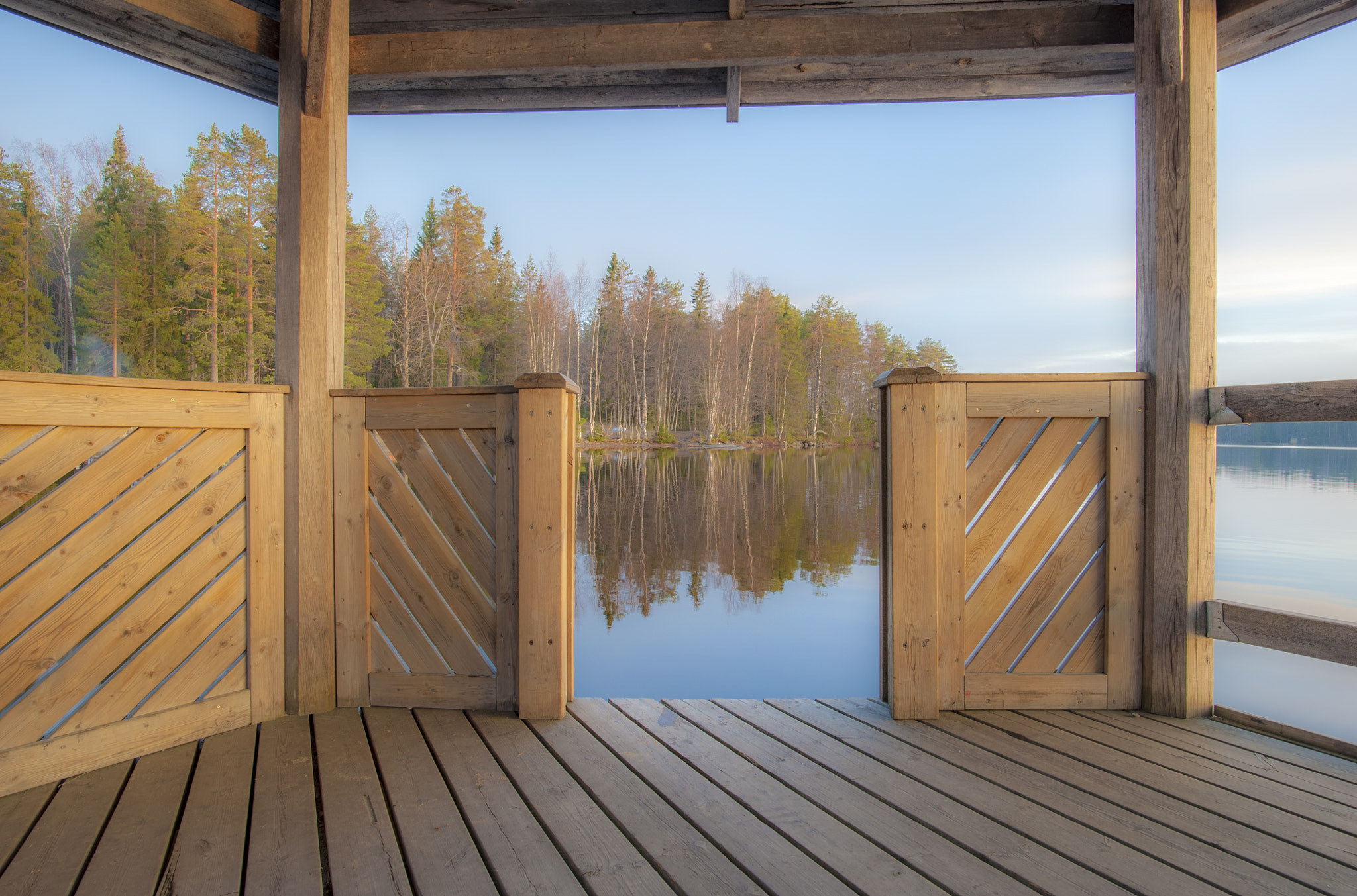 Nikon D700 + Nikon AF-S Nikkor 20mm F1.8G ED sample photo. Umea lake photography