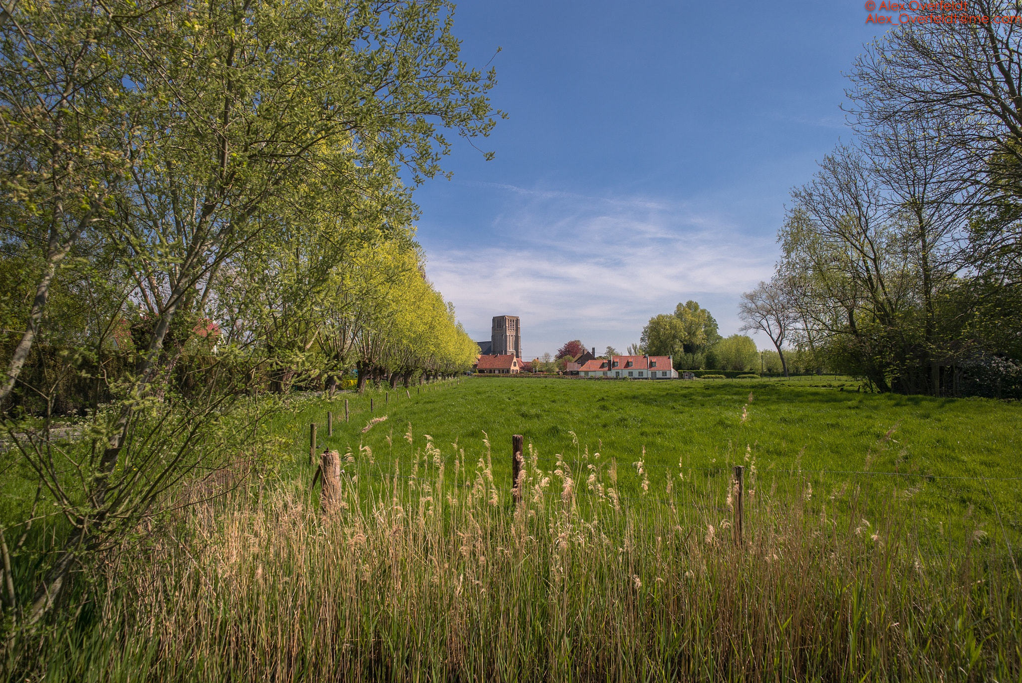Leica Super-Elmar-M 18mm F3.8 ASPH sample photo. The bruges countryside : view on oostkerke village and church photography